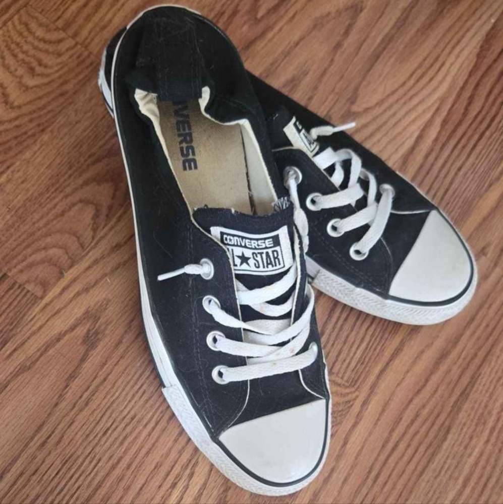 Slip on converse